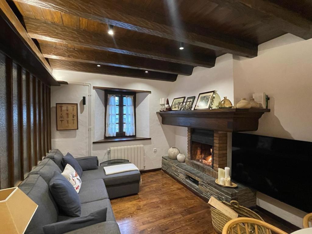 Baqueira 1500 Pie De Pistas Apartamento Cuilas Naut Aran Buitenkant foto