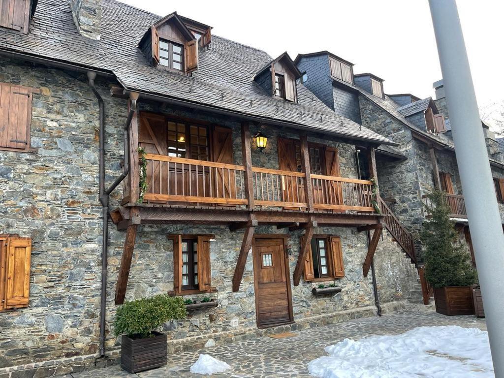Baqueira 1500 Pie De Pistas Apartamento Cuilas Naut Aran Buitenkant foto