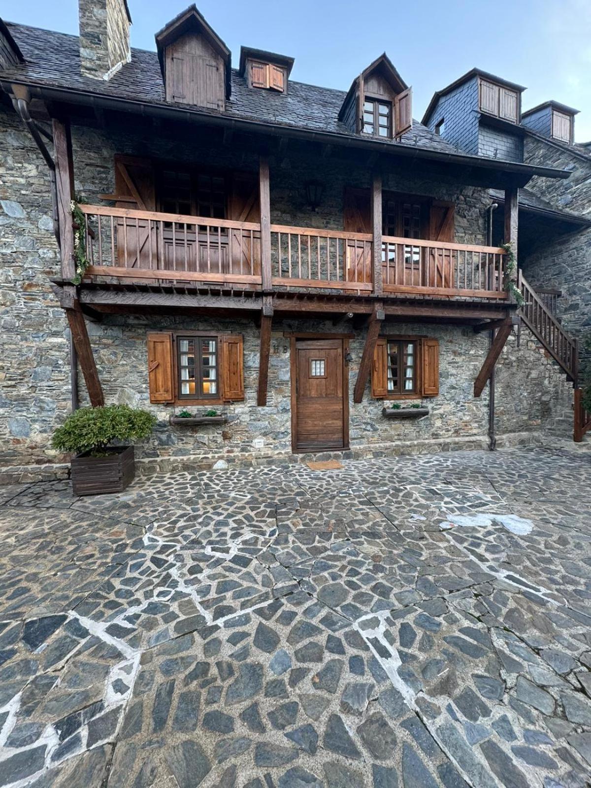 Baqueira 1500 Pie De Pistas Apartamento Cuilas Naut Aran Buitenkant foto